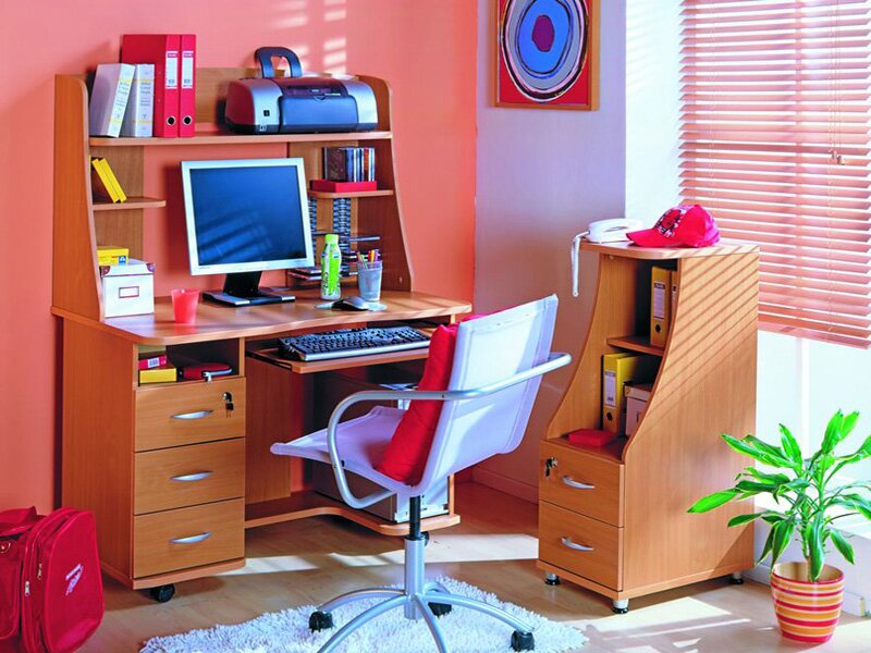 Письменный стол, дизайн комплекция письменного стола